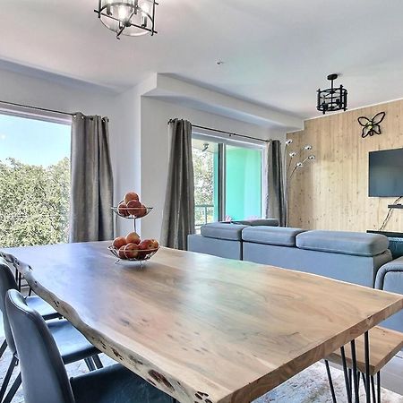 Good Vibes Only -Modern And Spacious 2 Bedroom Condo 4 Beds Free Parking, Gym Quebeque Exterior foto